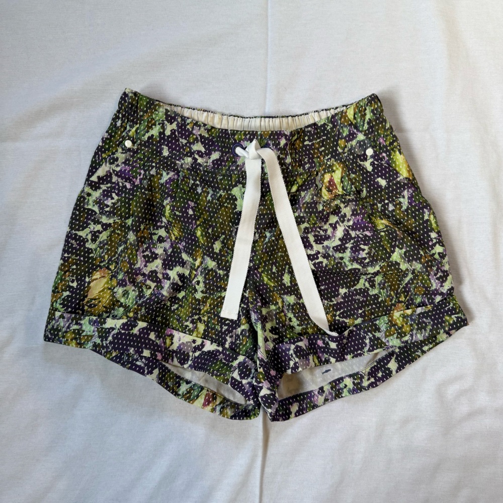 lululemon Women's Athletic workout spring break away shorts 3”